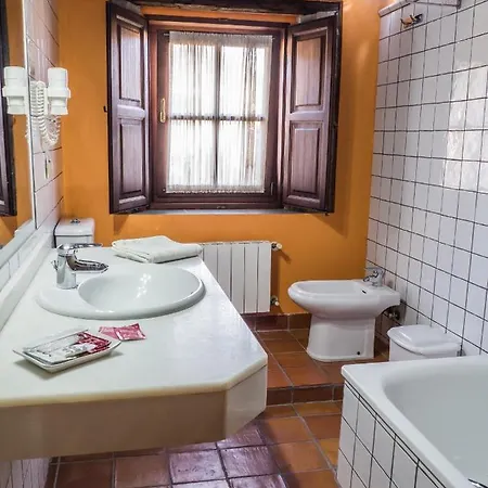La Robla Mini-hôtel 3*