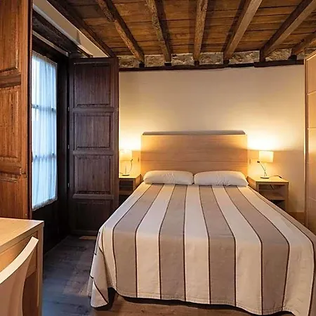 Inn La Robla La Cueva (Cantabria)