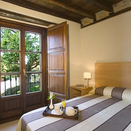 La Robla Мини-отель Ла-Куэва