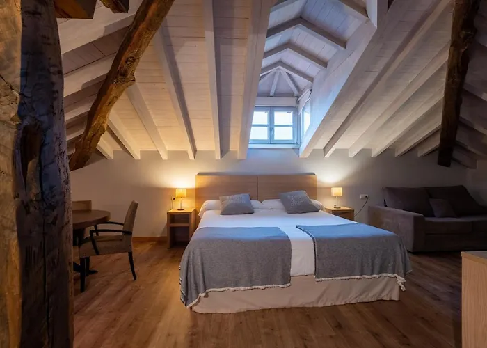 Мини-отель La Robla 3*